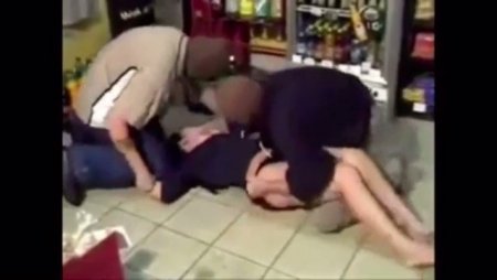 И магазин ограбили и продавалку изнасиловали