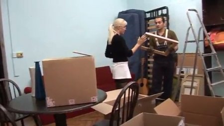 Изнасилование дамочки грузчиком