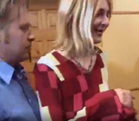 Бухой отчим взял силой высокую девку